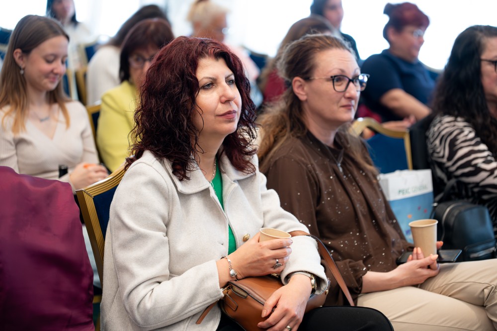 Conference photo 16